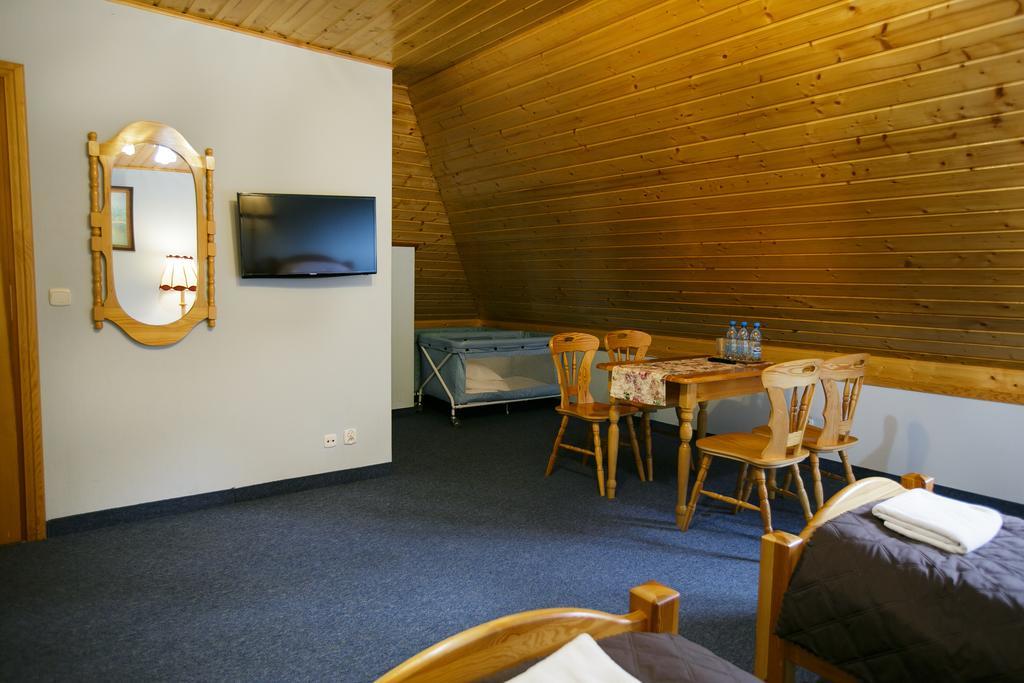 Abro Hotel Аугустов Екстериор снимка